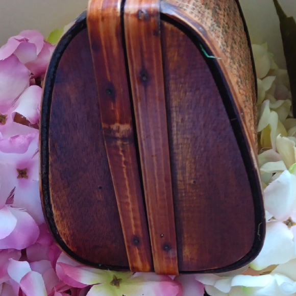 Vintage Woven Basket Handbag - Picture 4 of 9